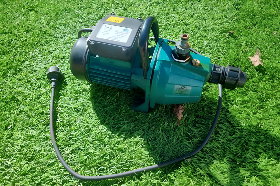 pompe à eau de surface